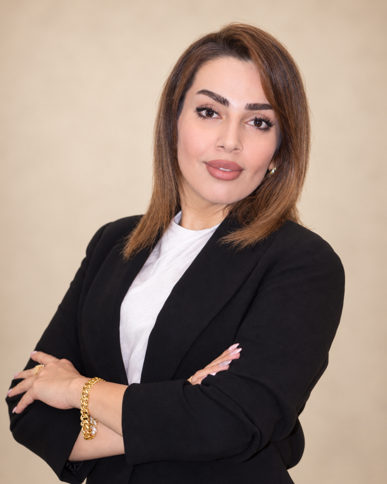 Photo of Farveh Jafaei, counselor