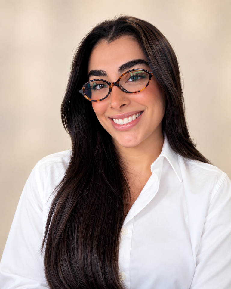 Photo of Kimia Taghavi, counselor